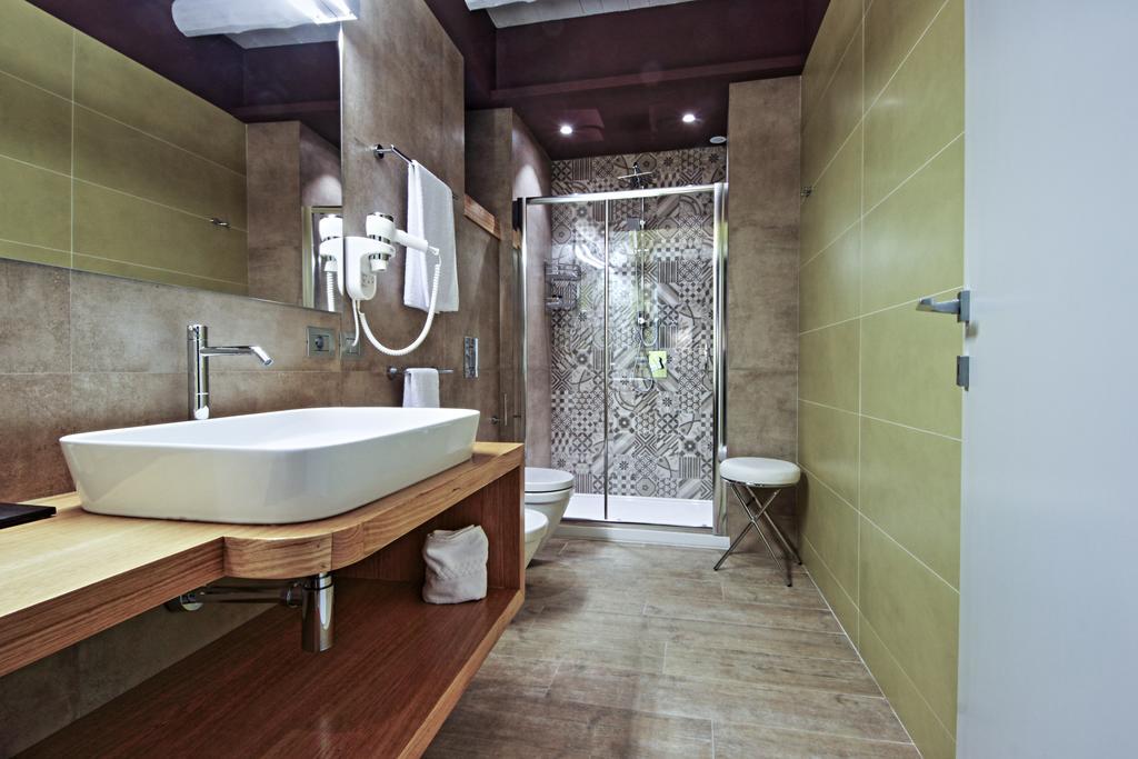 Notti O' Tunn Luxury Rooms In Centro Geraci Siculo Exterior foto